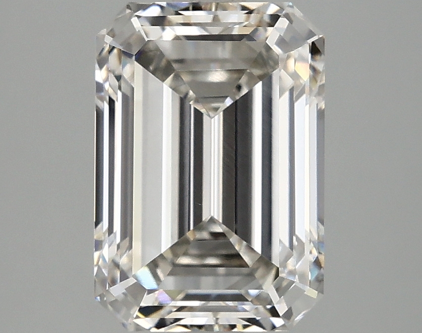 3.03 ct LabGrown Emerald H VS1
