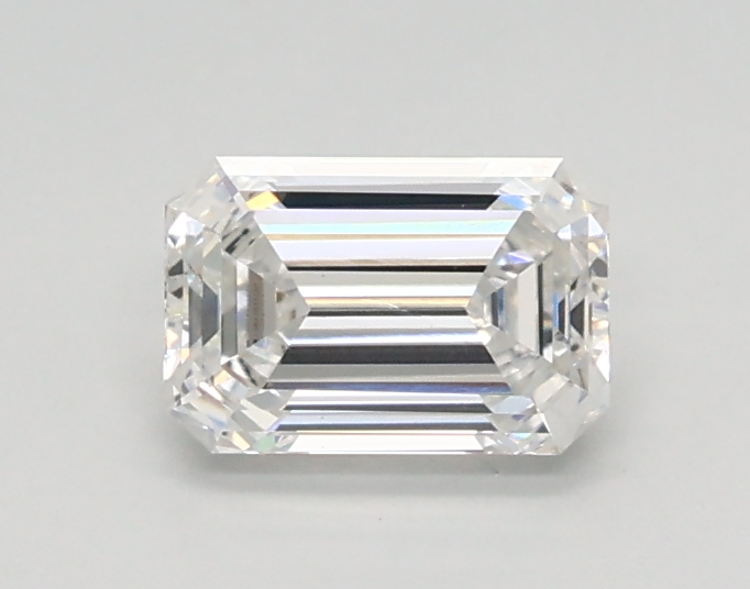 0.61 ct LabGrown Emerald E VS1