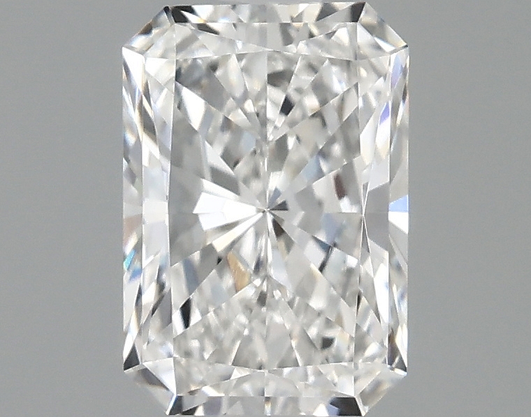 1.12 ct LabGrown Radiant E VVS2