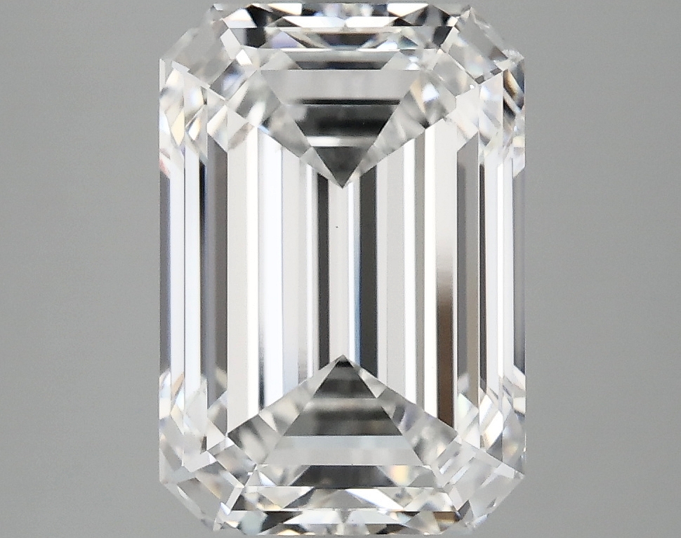 4.6 ct LabGrown Emerald E SI1