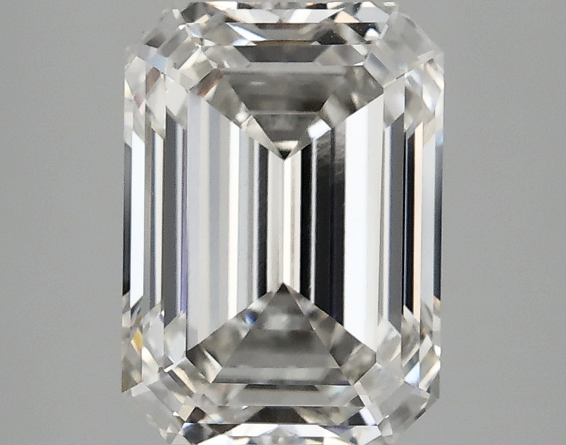 3.1 ct LabGrown Emerald H VVS2