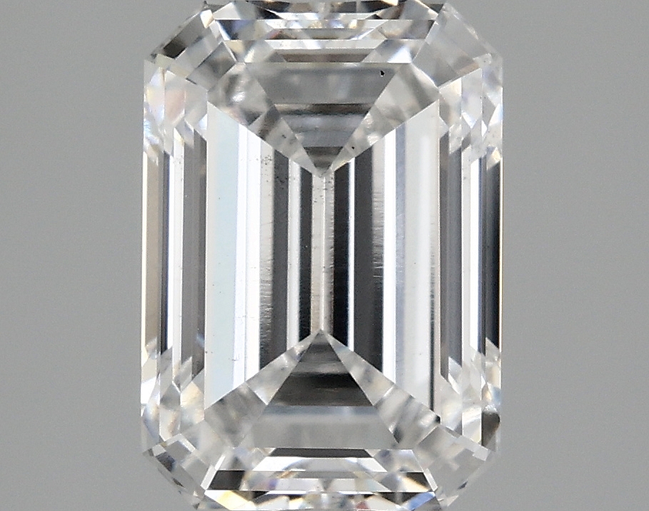 1.69 ct LabGrown Emerald E SI1