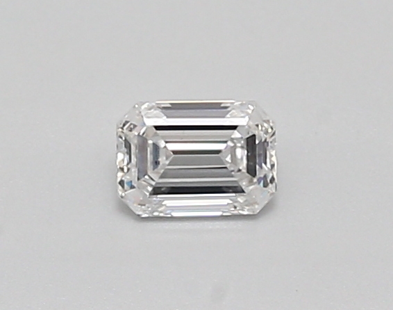 0.32 ct LabGrown Emerald D VVS2